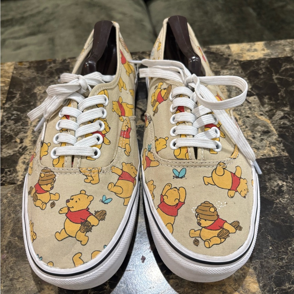 Disney x Vans Winnie The Pooh Limited Edition Sneakers Women’s Size 10/Mens 8.5